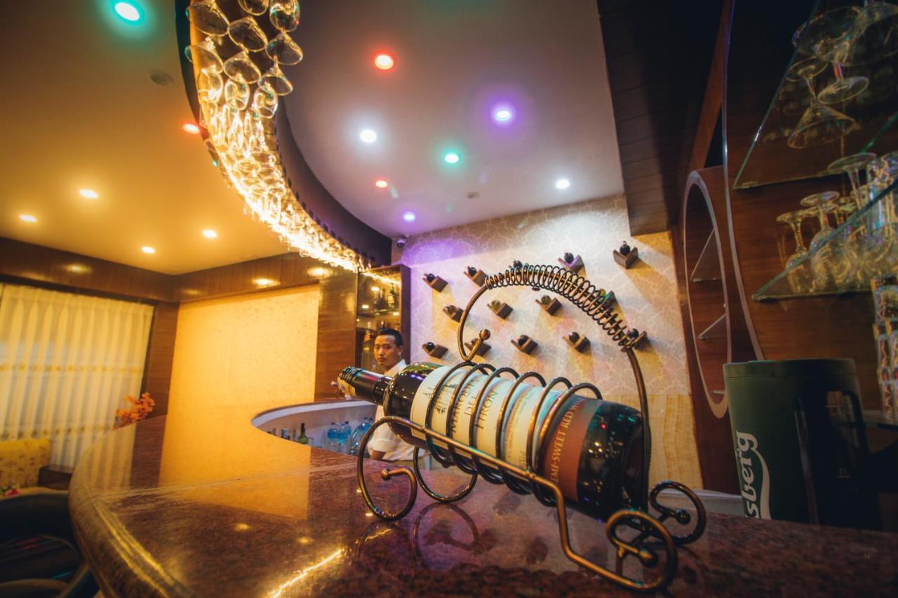 Hotel Prakash International Hetauda エクステリア 写真